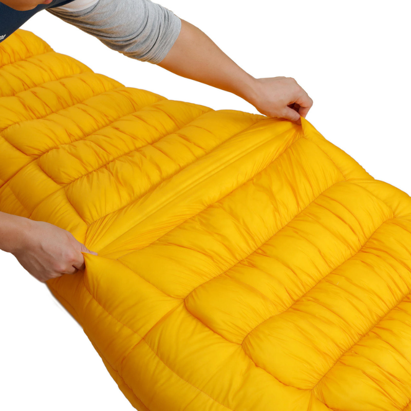 Super Warm Winter Sleeping Bag for Mountaineering